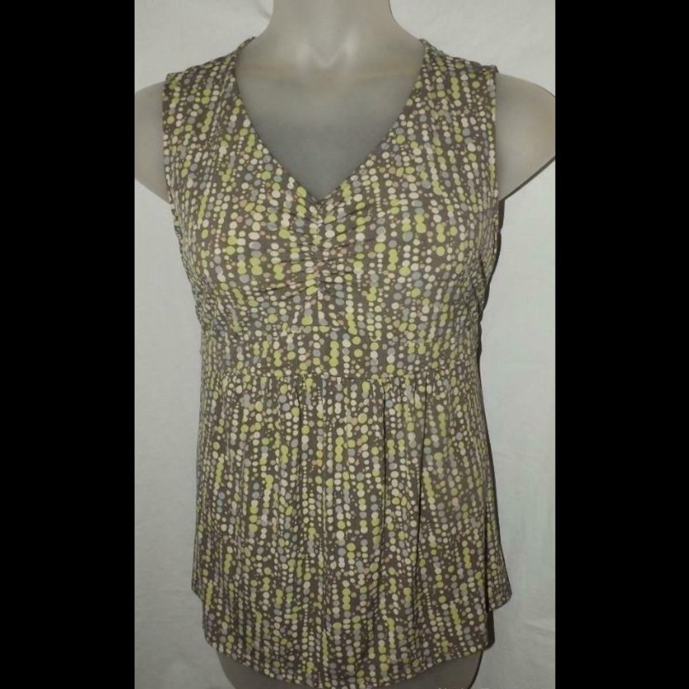 Stretchy Large 12/14 Sleeveless Maternity Shirt